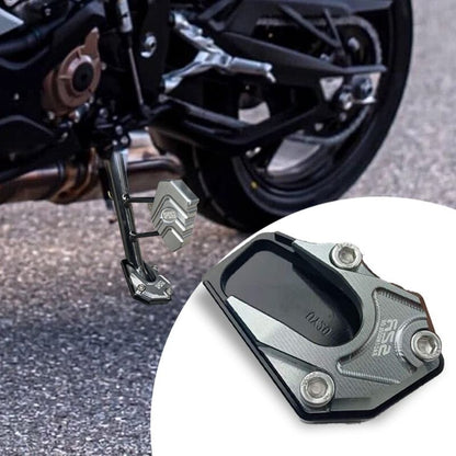 🔥 Podkładka przedłużająca boczną podpórkę motocykl